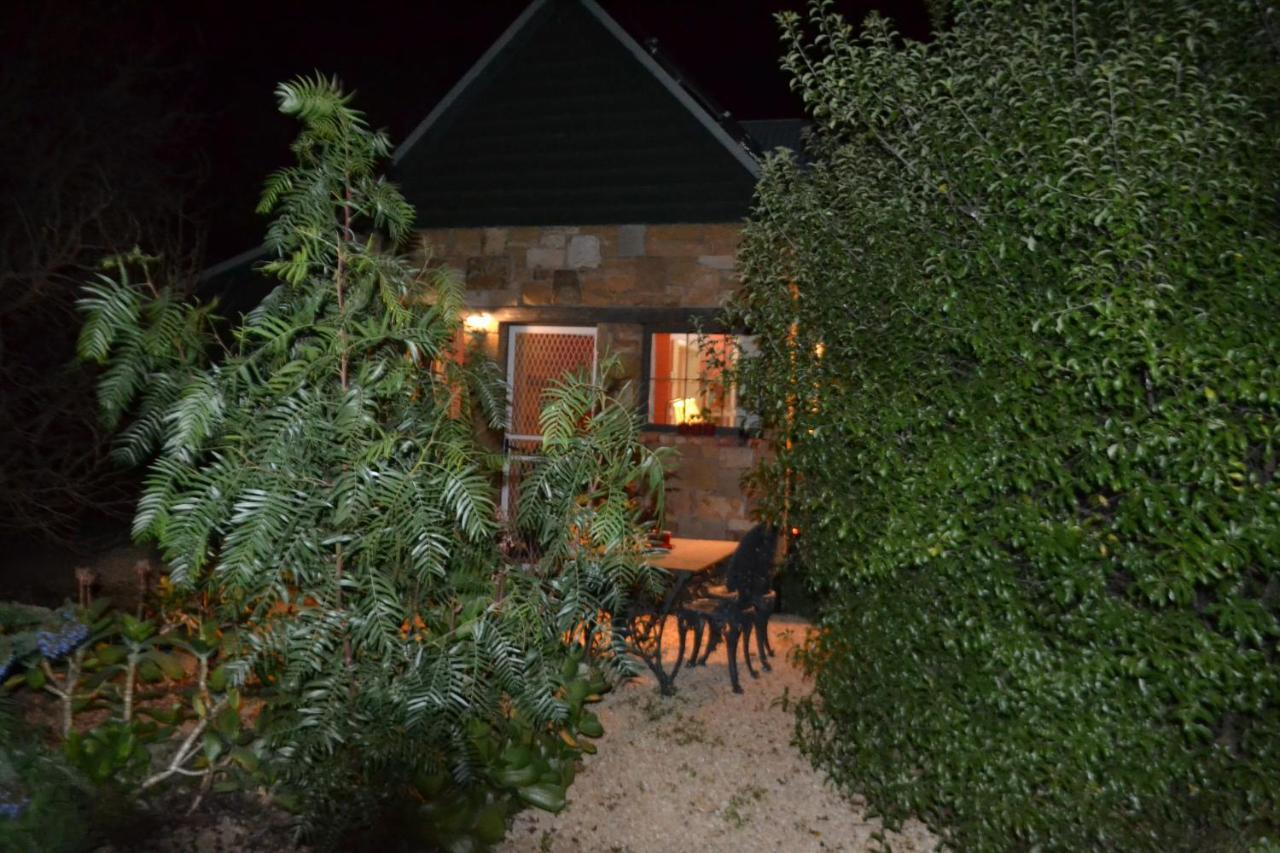 Mulberry Cottage Unique B&B Accommodation Richmond Exterior photo